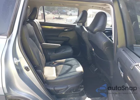 2021 Toyota Highlander Hybrid Platinum z USA, uszkodzony, nr VIN 5TDFARAHXMS011591